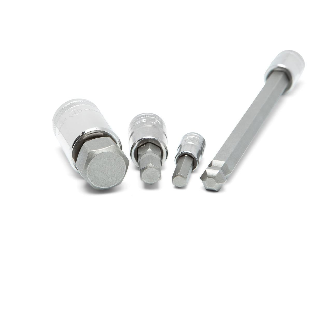 GearWrench 89086 bright chrome finish resists corrosion and cleans easily.