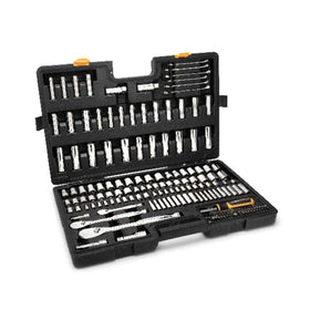 GearWrench 90-tooth ratchet enables precise 4-degree turns in tight spaces.