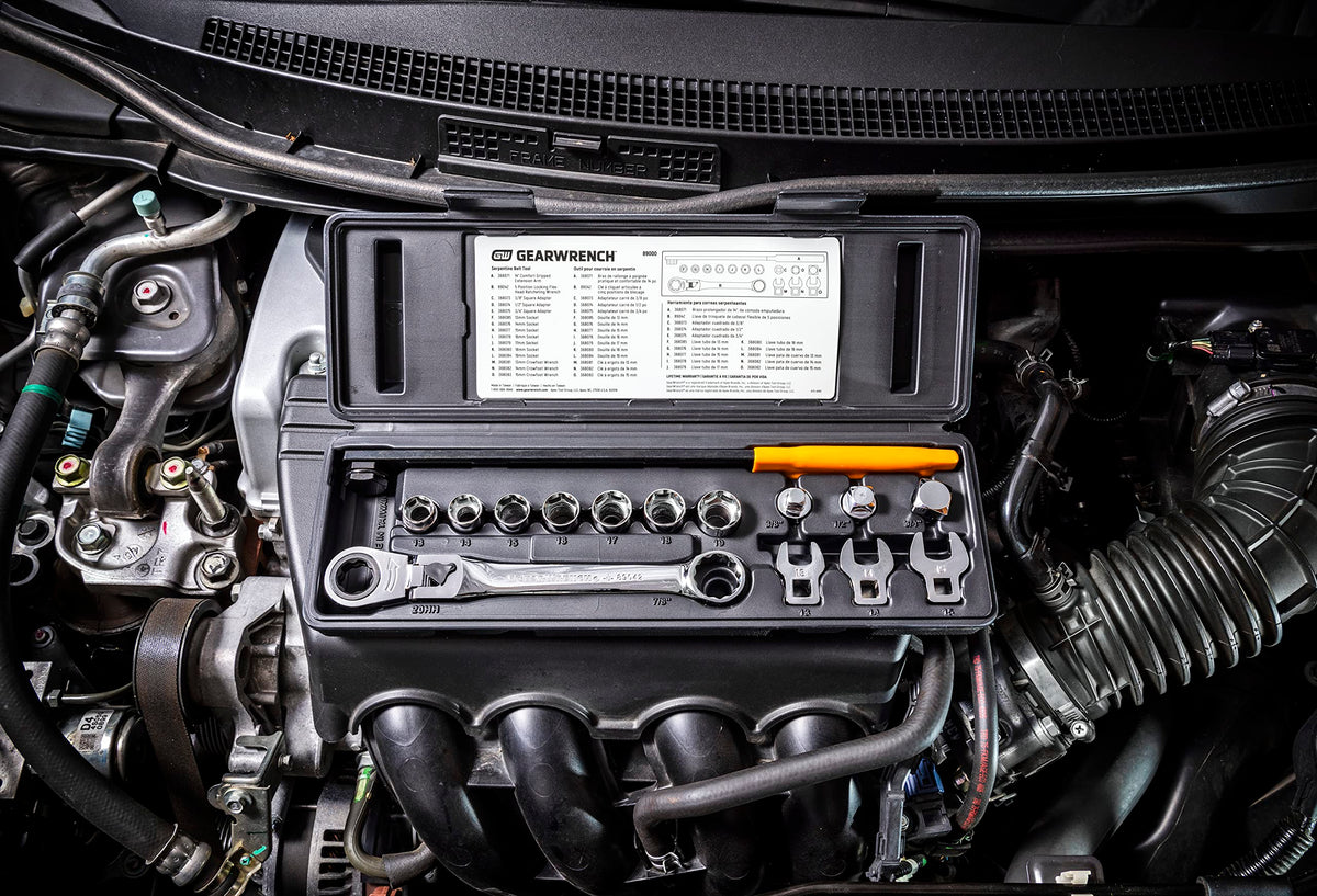 GEARWRENCH ease of use in tight engine bays during belt changes