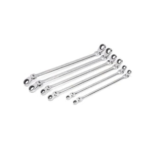 GearWrench off-corner loading design minimizes fastener rounding during installs.