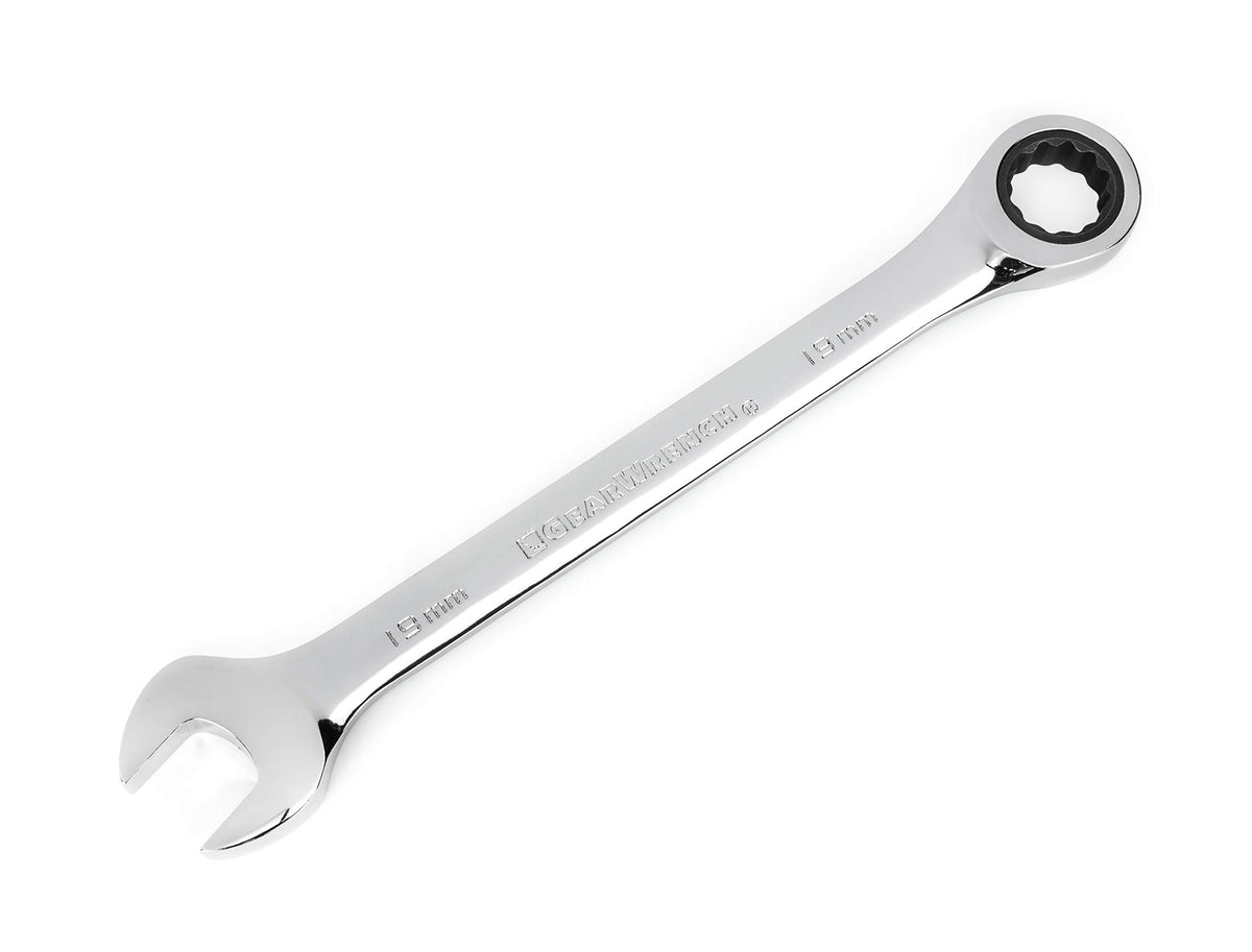 GearWrench pass-thru technology reaches long bolts and threaded rods
