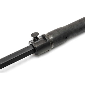 GEARWRENCH pry bar with built-in grooves provides secure grip.