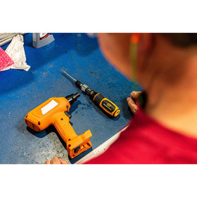 GEARWRENCH torque screwdriver compact design fits tight spaces on real projects.