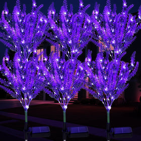 Geegoods Lavender solar garden light petals close-up glowing softly for ambiance.