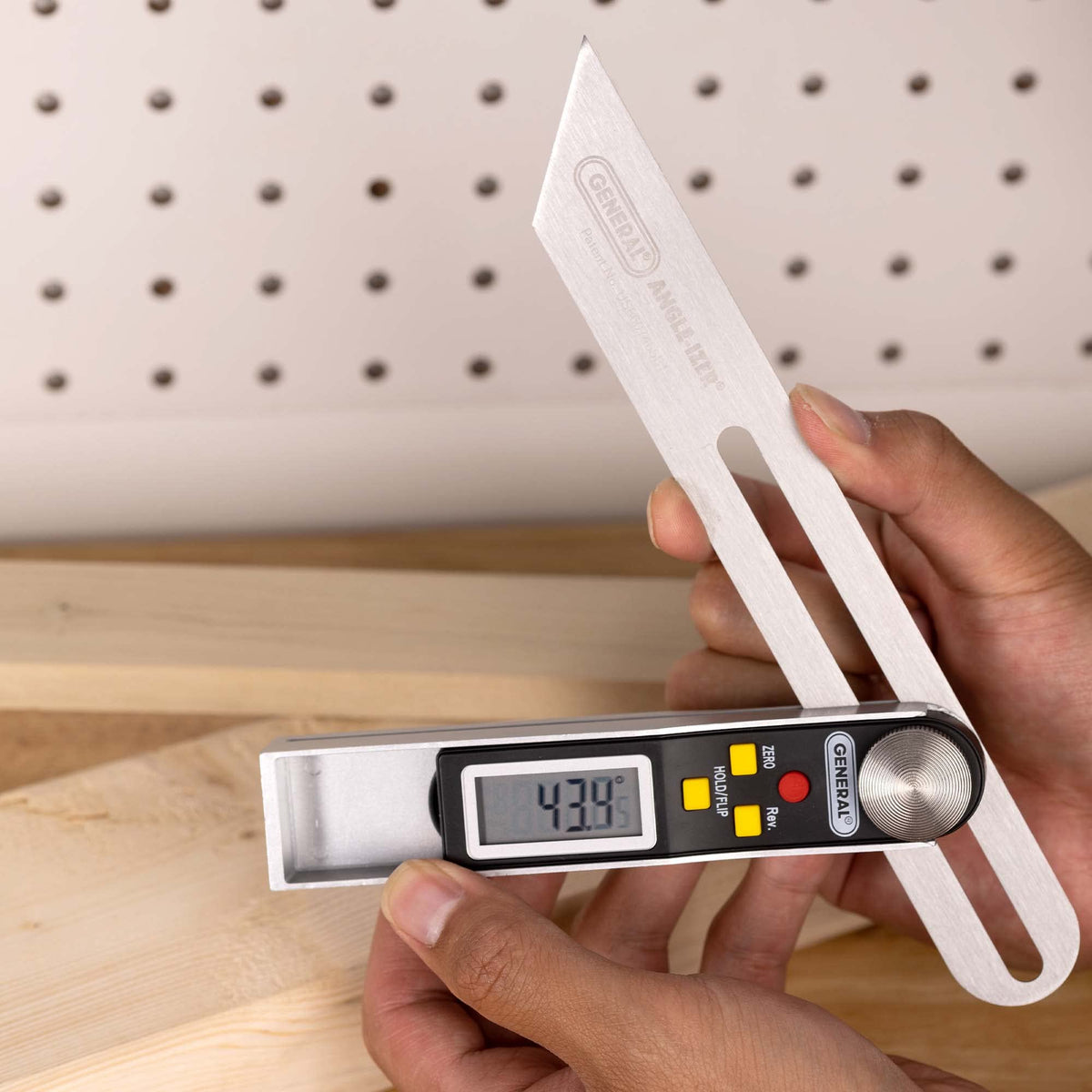 General Tools digital angle gauge supports cabinetry, furniture, and frames with precise readings