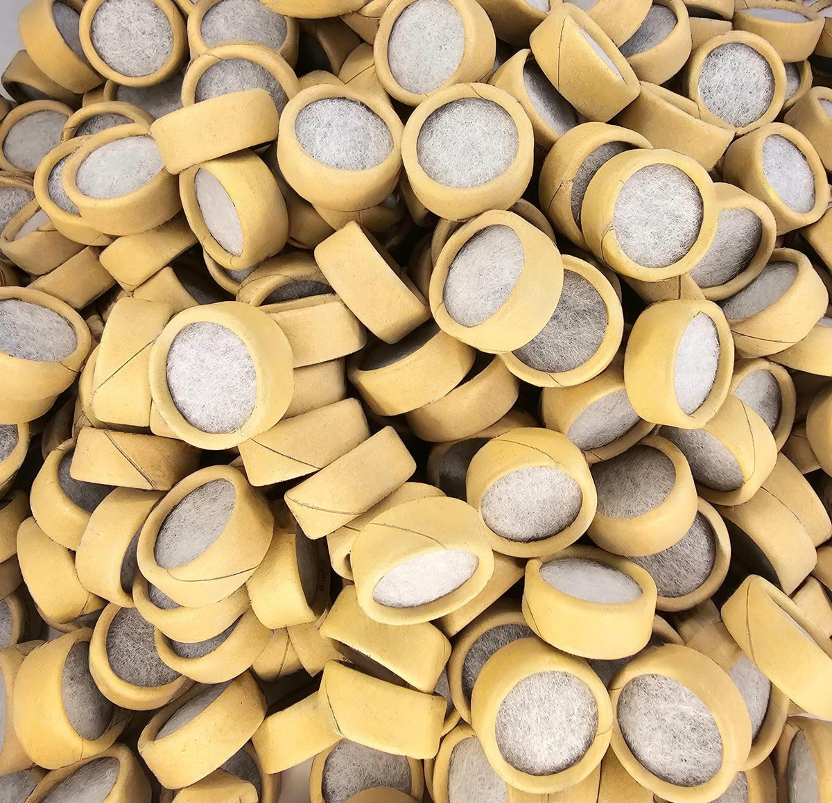 Generic replacement activated carbon filter for silicone mouthpiece with triple filtration.