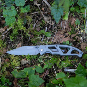 Gerber Paraframe I grey stainless steel handle offers durable grip.