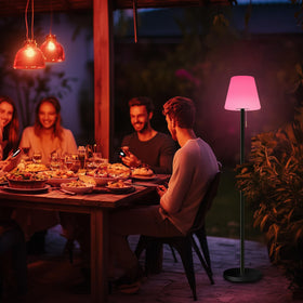 Gewiny IP65 waterproof outdoor floor lamp withstands rain and dust
