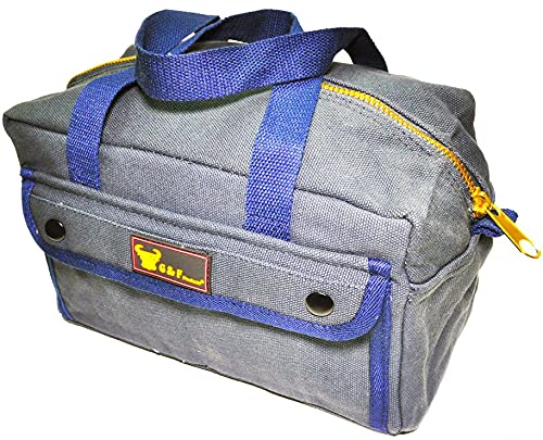 G & F Products waxed canvas duffle bag brass zipper closes smoothly