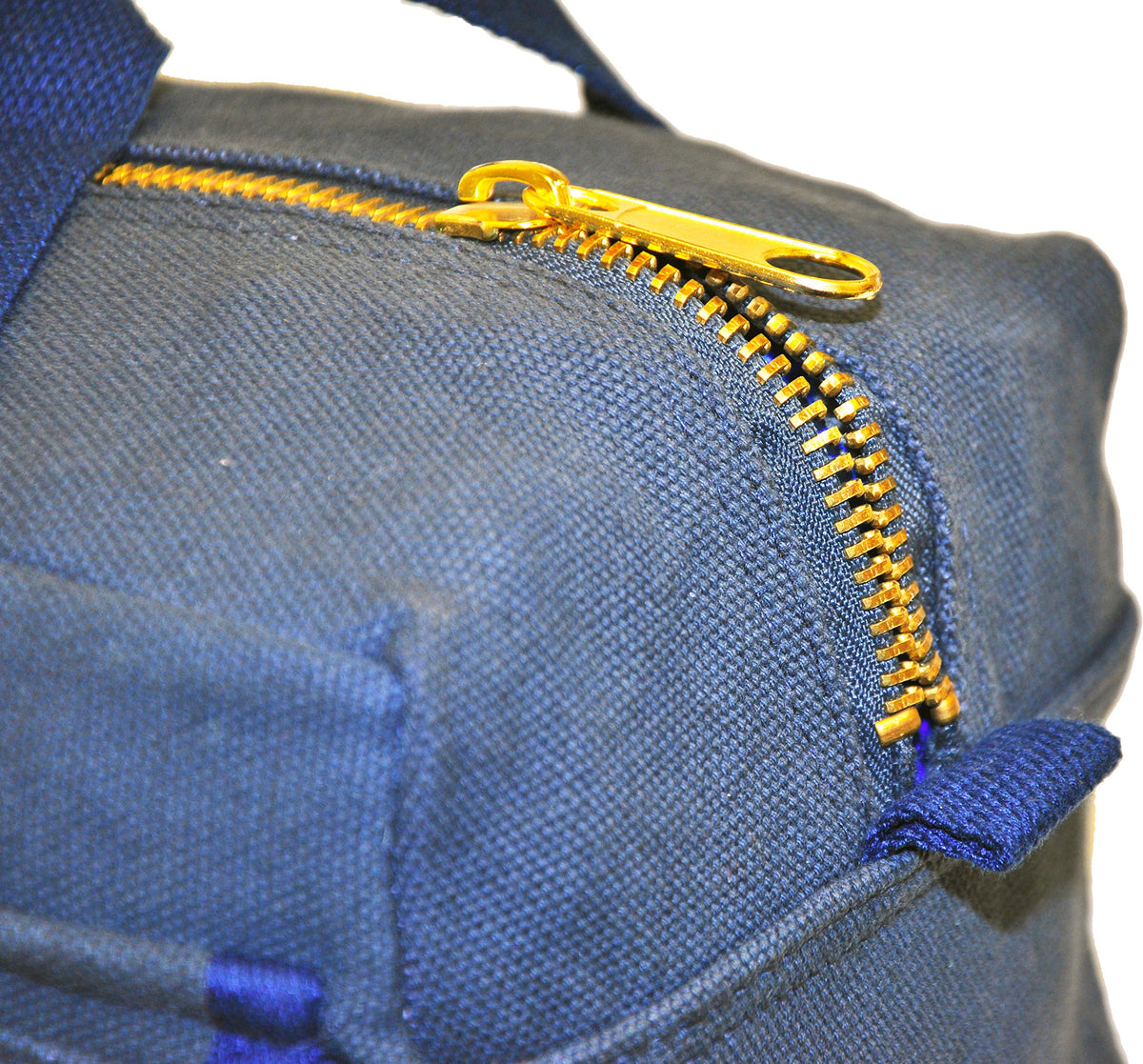 G & F Products waxed canvas duffle bag interior pockets for organization