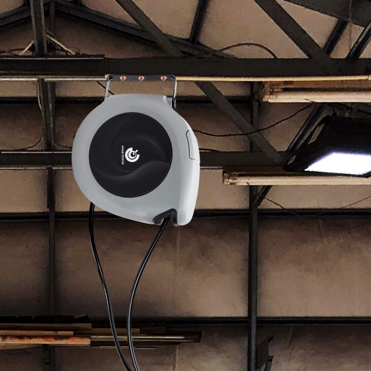 G GOOD GAIN reliable air hose reel for DIY and industrial tasks.