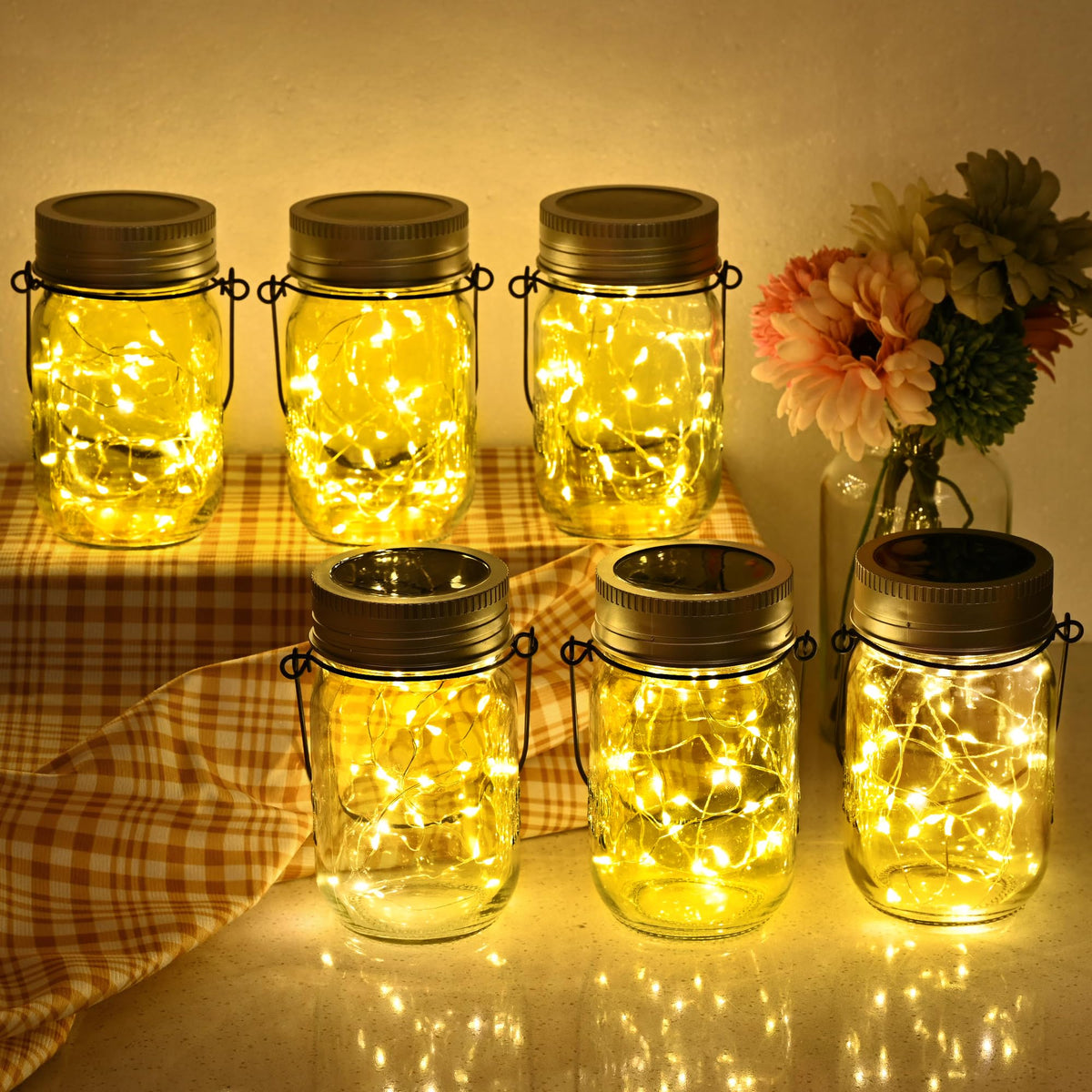 GIGALUMI 30 LEDs provide bright, even illumination from mason jar lids.