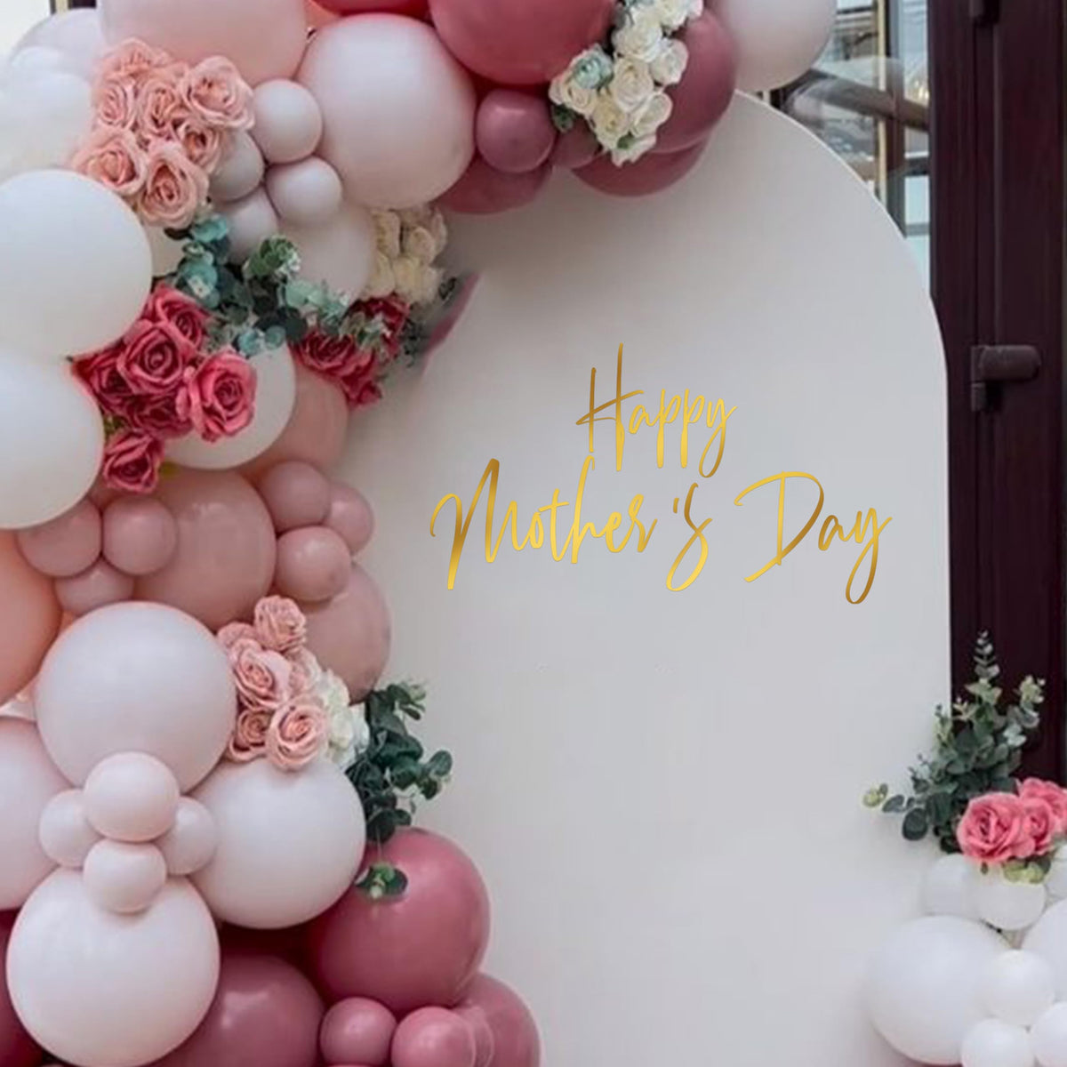 GIOGUK Mother's Day wall sticker decor enhances the party backdrop.