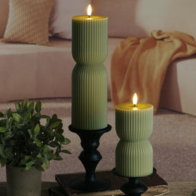 Girimax dimmable LED glow complements holiday decor and intimate dinners
