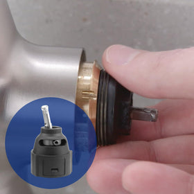 GJK single-handle cartridge allows easy installation and operation