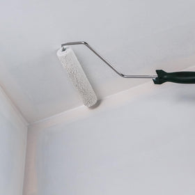 Glidden interior ceiling paint dries quickly for an easy recoat.