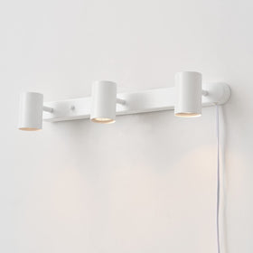 Globe Electric 60024 ideal for illuminating kitchen counters and workspaces