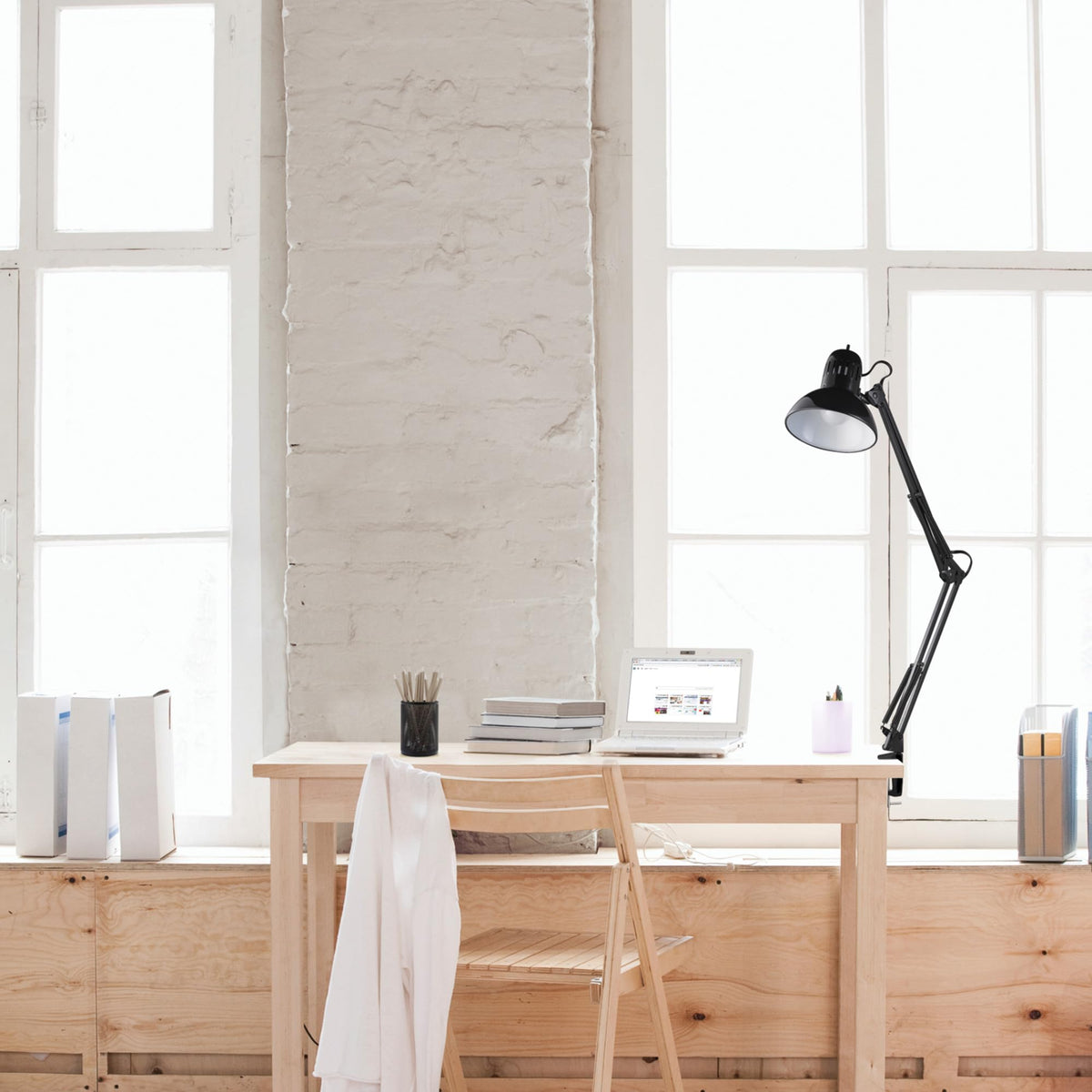 Adjustable swing arm in action on Globe Electric Architect lamp.