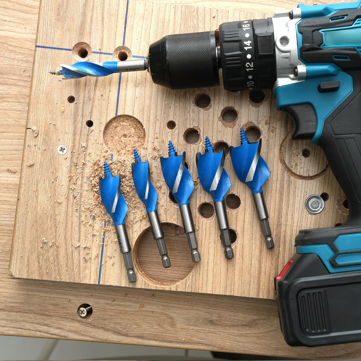 GMTOOLS auger drill bit set, one-and-eighth inch, durable carbon steel for long use.