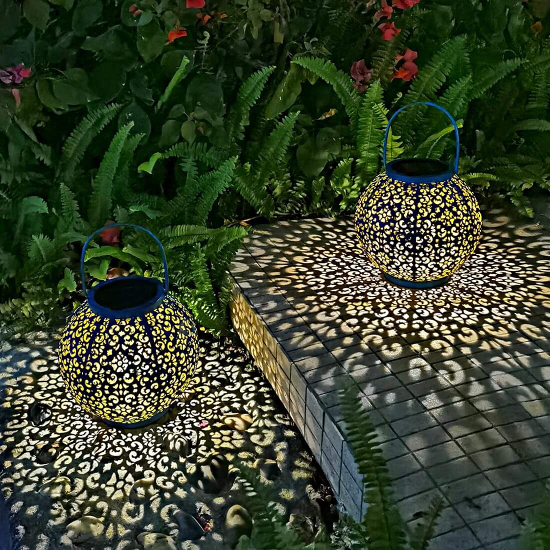 Go2garden warm yellow glow casts romantic patterns on ground