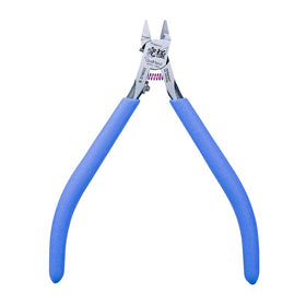 GodHand Ultimate Nipper shows 3 mm cutting capacity for plastic model gates.