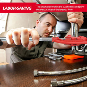 Godora pipe cutter in action cutting metal pipe smoothly and cleanly.