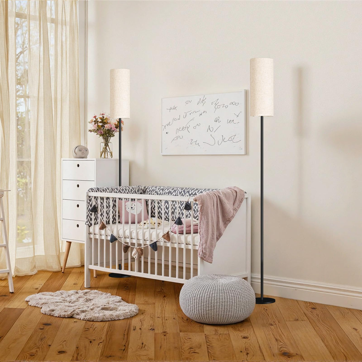 GOEBLESON weighted base ensures stability on carpet