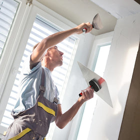 Goldblatt Premium Aluminum hawk is lightweight for reduced user fatigue.