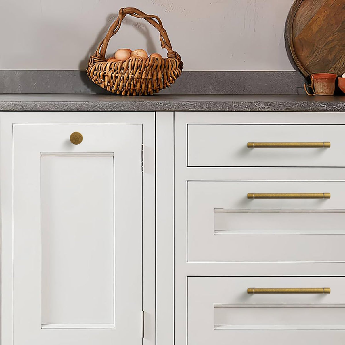 Goo-Ki 6-pack cabinet knobs package ready for quick upgrades.