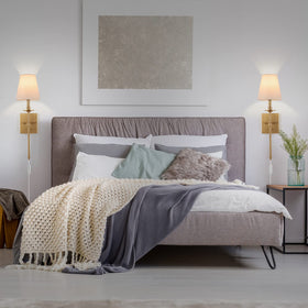 GOODATE brass detailing adds retro elegance.
