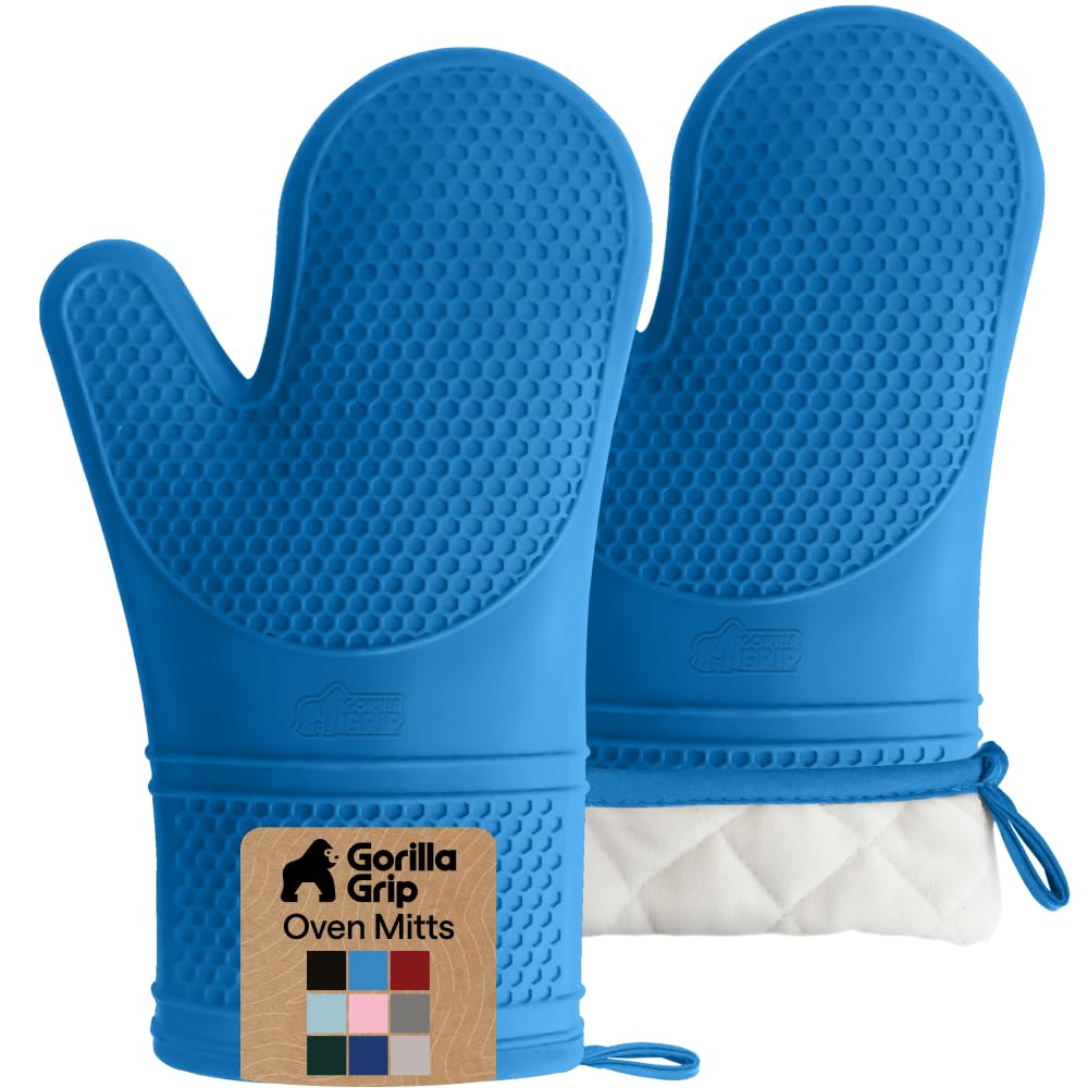 Gorilla Grip Aqua oven mitt texture enhances grip on hot cookware.