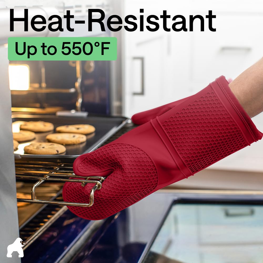 GORILLA GRIP mitt demonstrates heat protection up to 550°F