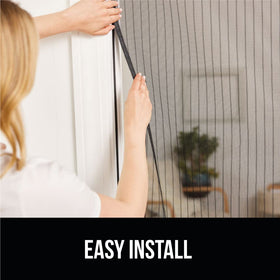 GORILLA GRIP door-frame fit demonstrates versatile mounting options.