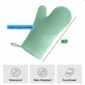 Soft cotton lining inside Gorilla Grip mitts adds comfort during long cooks