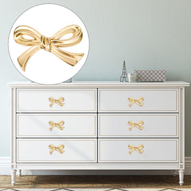 Gosknor Bow Shape Knob in a retail setting showcasing style upgrade