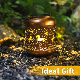 Gr8Gardens horse garden decor enhances porch or yard at night.