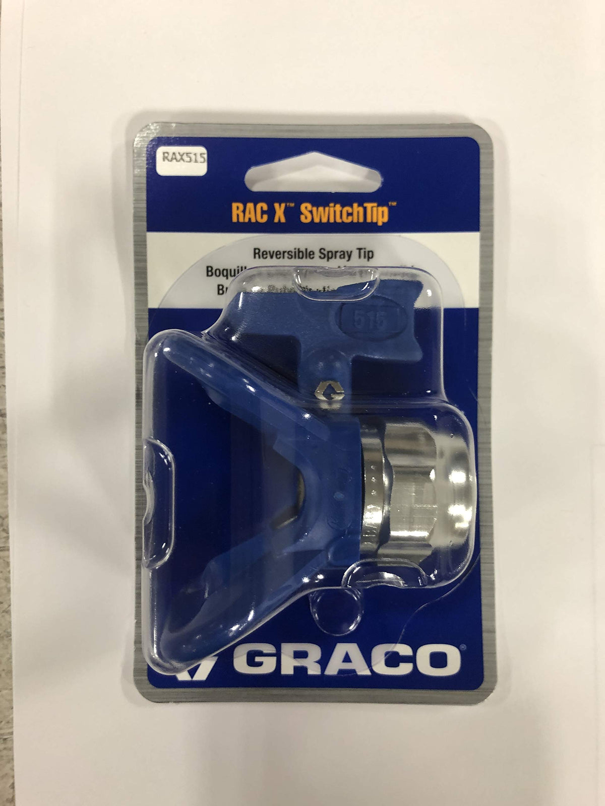 Graco RAC X 515 tip and guard for secure fit and easy tool-free installation.