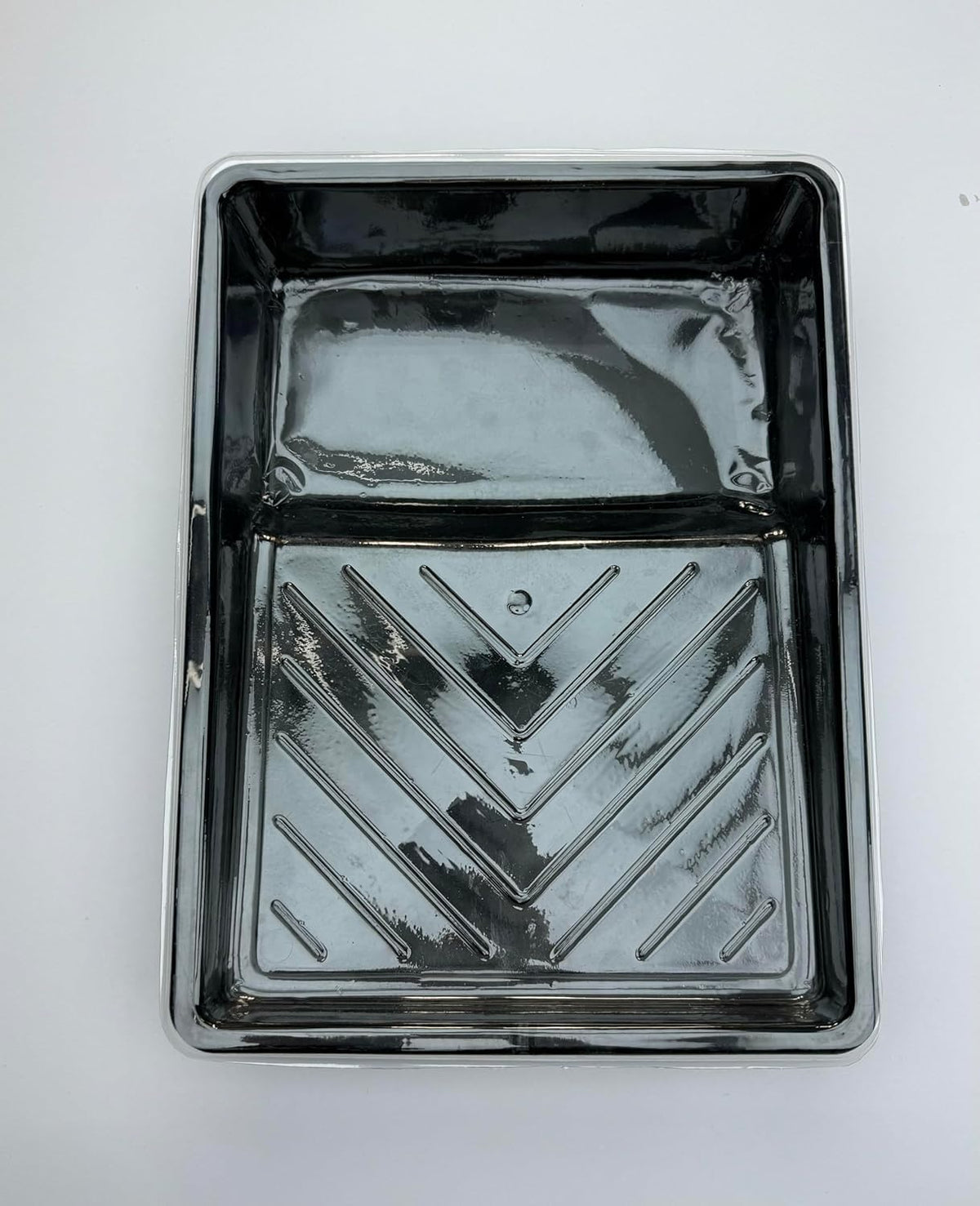 Greatandrew easy-cleanup tray enabling mess-free painting sessions