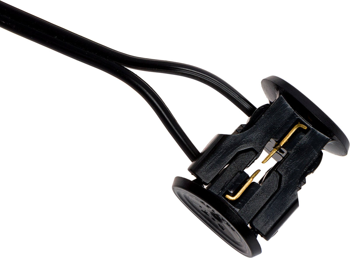 GreenLighting Paradise low voltage pathway light delivering energy-efficient glow
