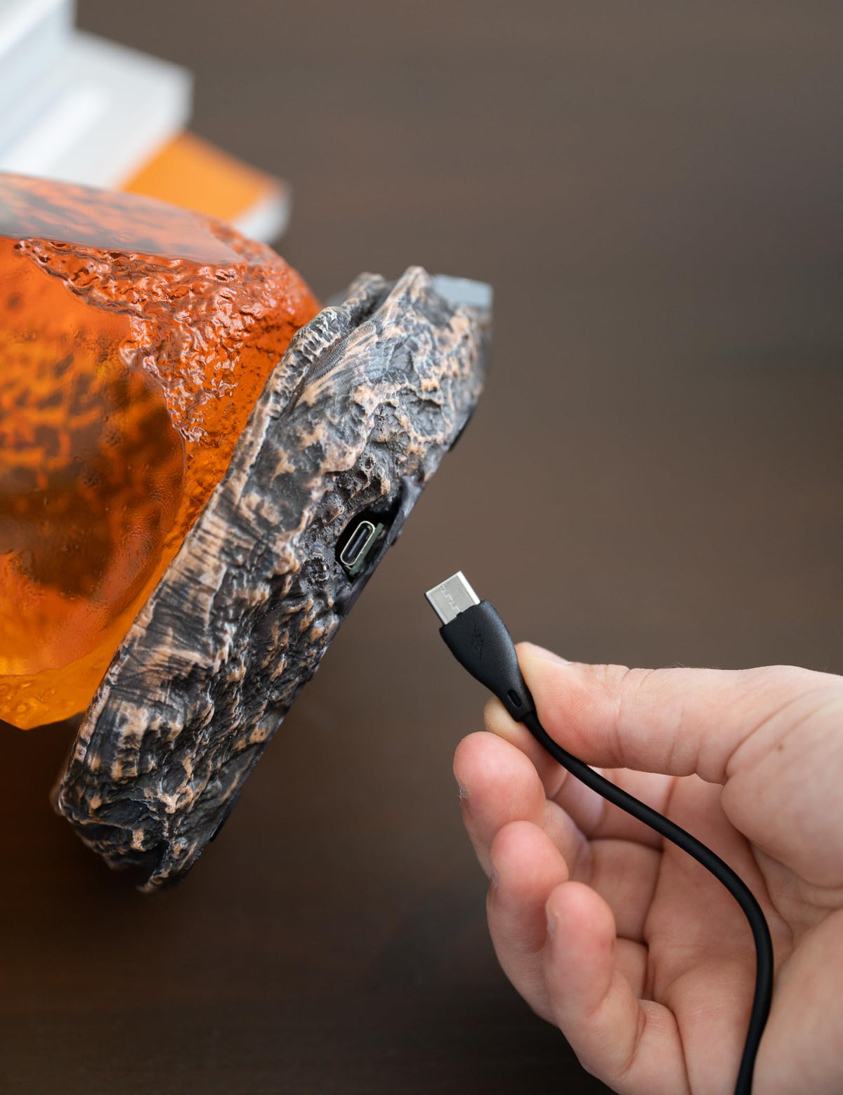 Grupo Erik Official Jurassic Park Lamp features USB-C port for easy charging.