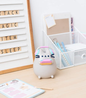 Grupo Erik Pusheen Gamer Lamp offers USB or battery power options