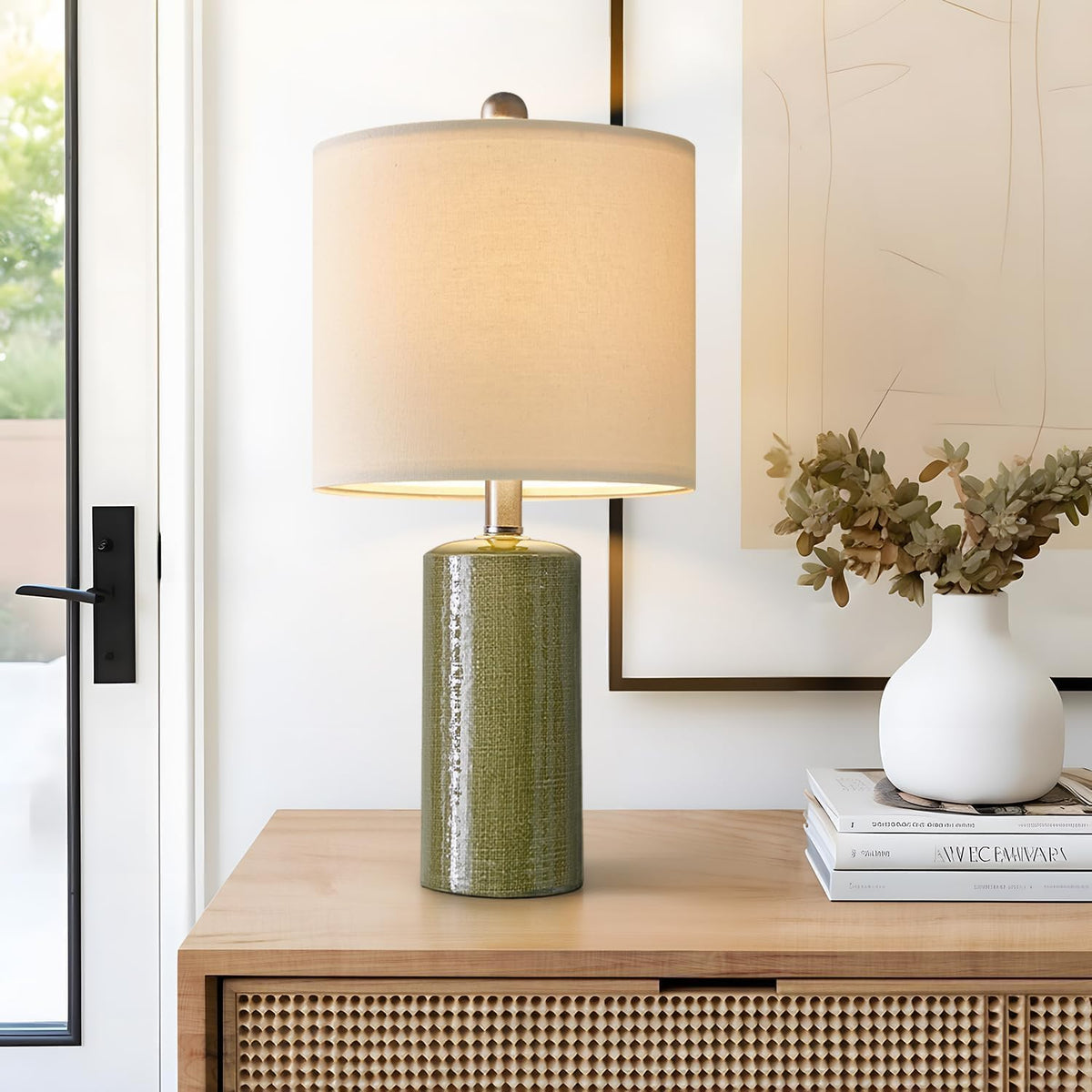 G-SAFAVA green table lamp with compact footprint for nightstands.