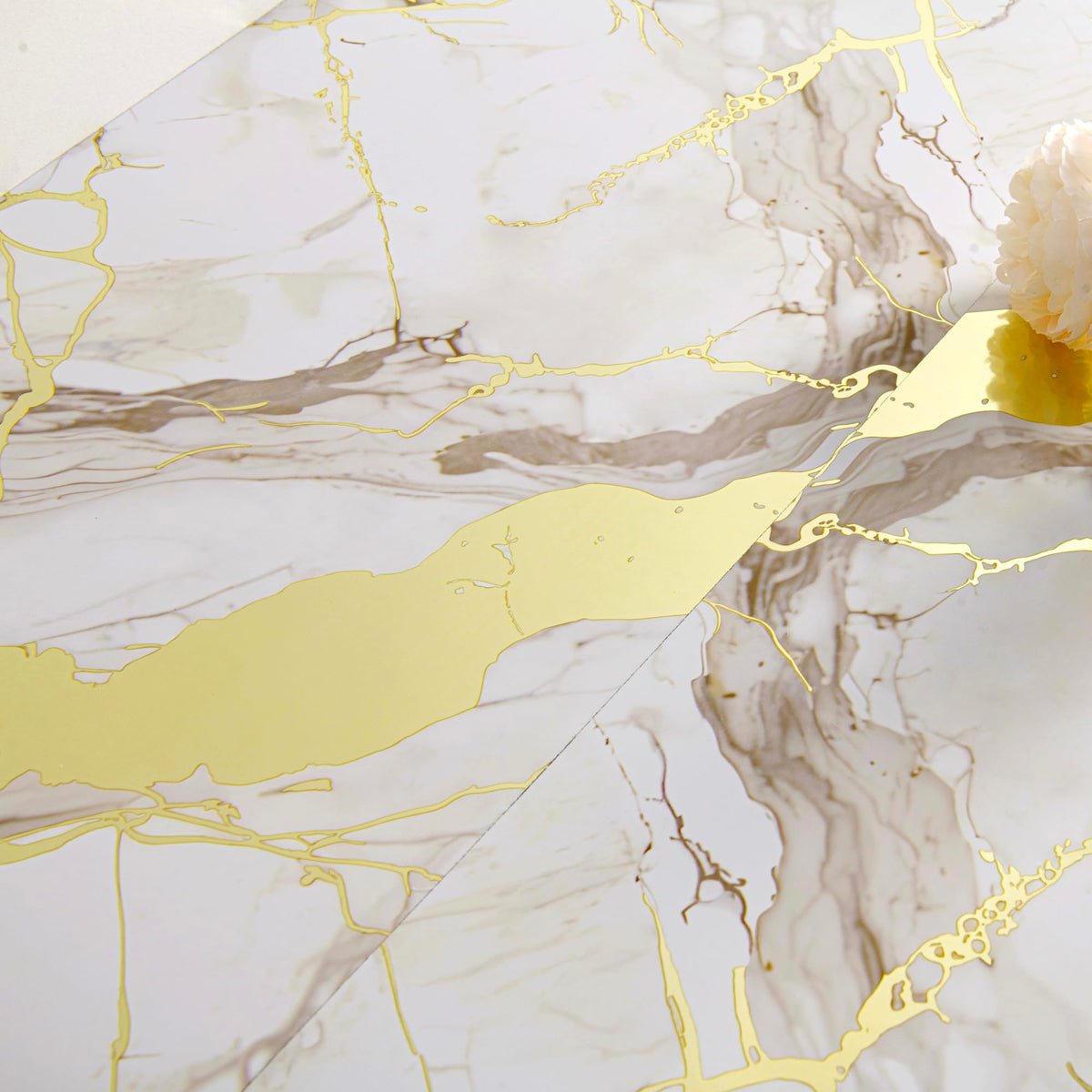 HAIMIN lightweight wall panel reduces effort while delivering texture.