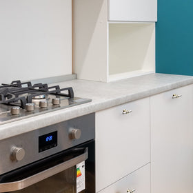 Haliwu brushed nickel close-up finish and ergonomic grip detail