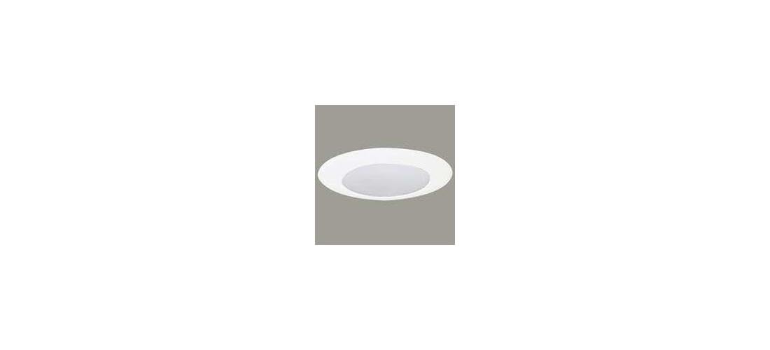 HALO 70PS wet-location listed trim suitable for showers and bathrooms.