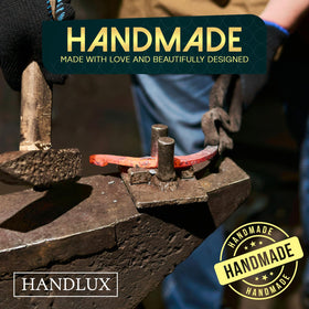 HANDLUX wall hooks in kitchen hallway supporting bags and aprons