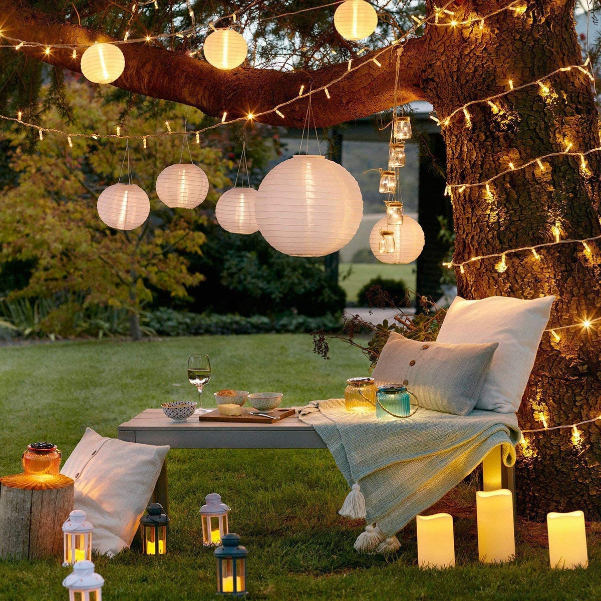 HAUSPROFI DIY-friendly lanterns serve as creative canvases for crafts.
