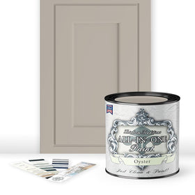 Heirloom Traditions ALL-IN-ONE Paint Oyster bottle for smooth, even coverage.