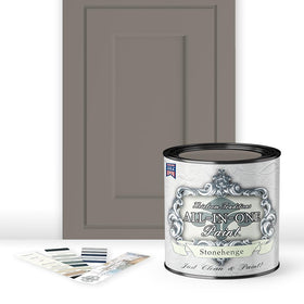 Heirloom Traditions ALL-IN-ONE Paint Stonehenge bottle shown in natural light for true color.