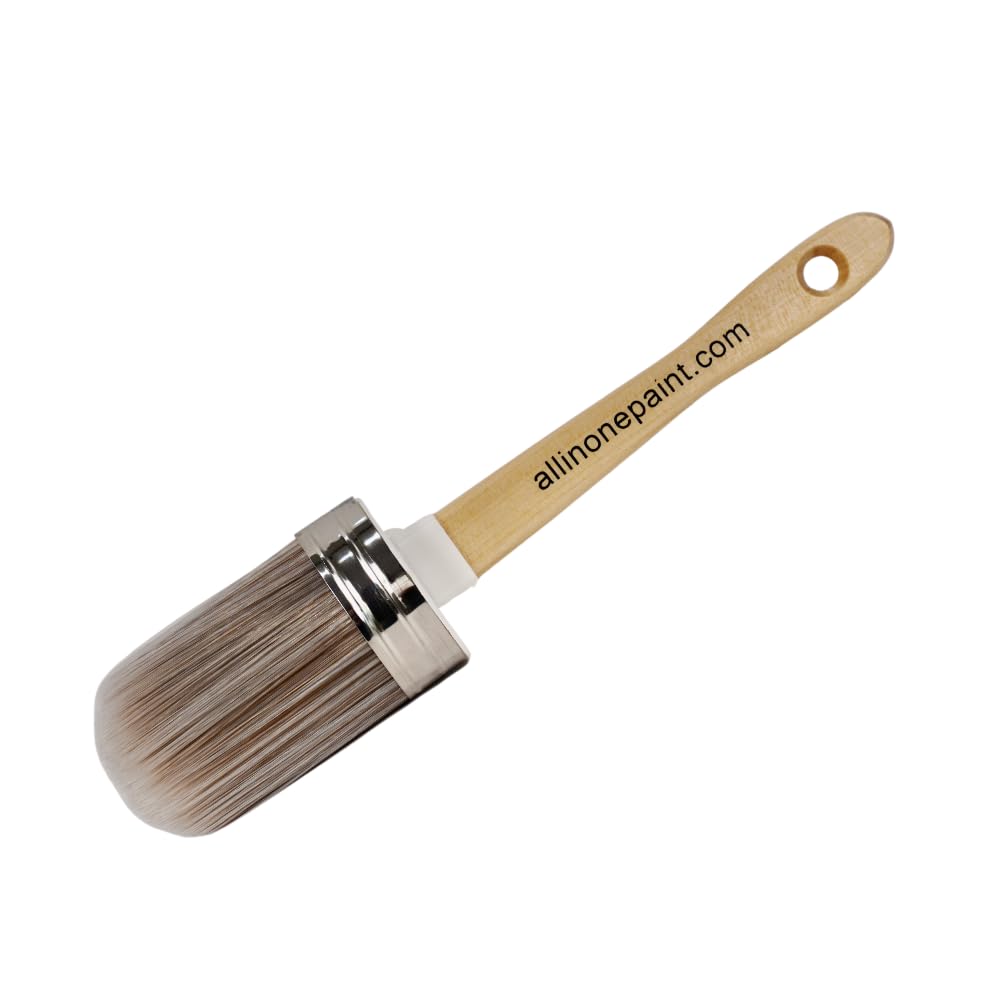 Heirloom Traditions Syntec Fiber Medium Oval brush for smooth chalk paint application